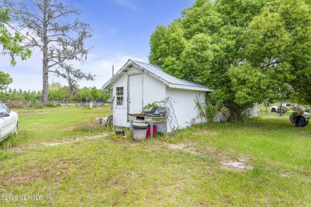 37885 KINGS FERRY Road, Hilliard, FL 32046