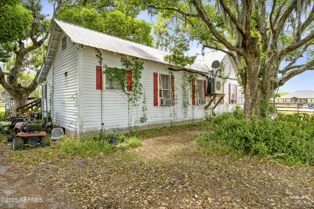 37885 KINGS FERRY Road, Hilliard, FL 32046