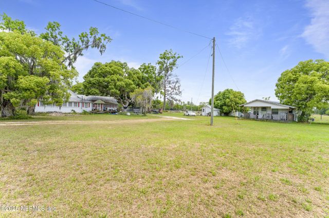 37885 KINGS FERRY Road, Hilliard, FL 32046