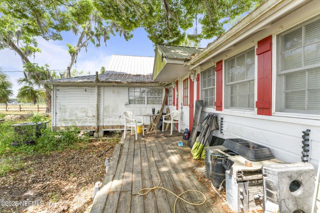 37885 KINGS FERRY Road, Hilliard, FL 32046