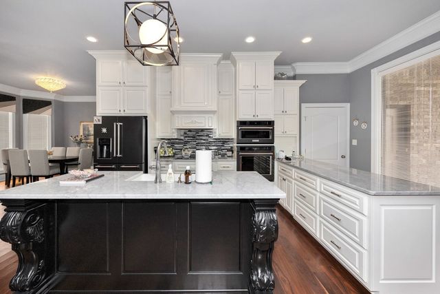 18543 Tillman Mill Rd, Athens, AL 35614