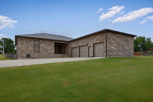 18543 Tillman Mill Rd, Athens, AL 35614