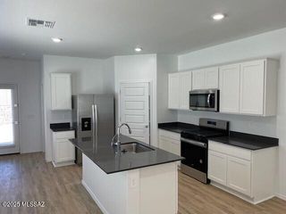 12227 E Patricia Ann Drive, Vail, AZ 85641