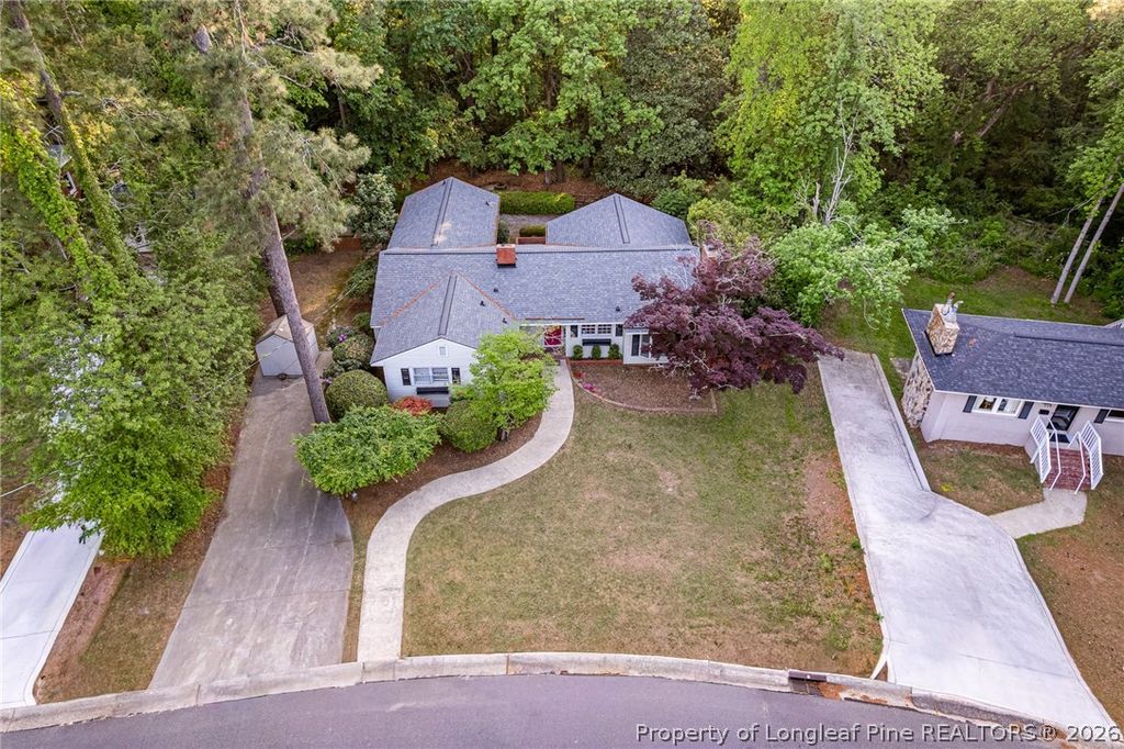 130 S Churchill Drive, Fayetteville, NC 28303 — photo 2