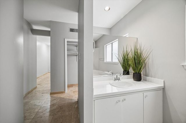 1907 Norfolk Street B, Houston, TX 77098