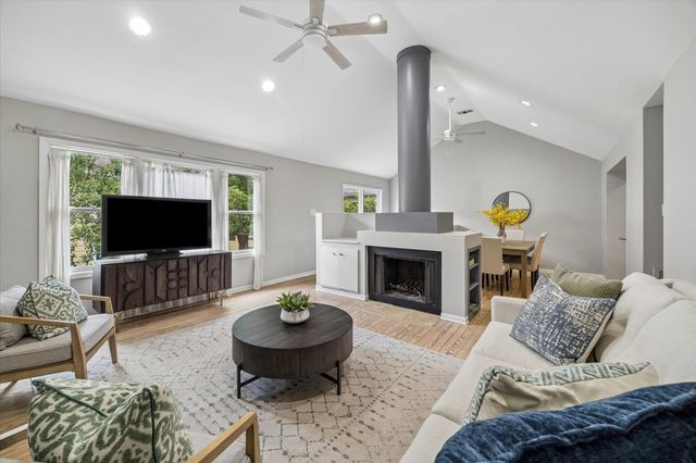 1907 Norfolk Street B, Houston, TX 77098
