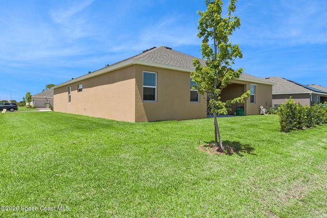 5063 Alabaster Drive, Grant-valkaria, FL 32949