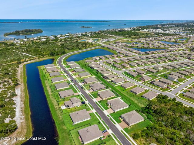 5063 Alabaster Drive, Grant-valkaria, FL 32949