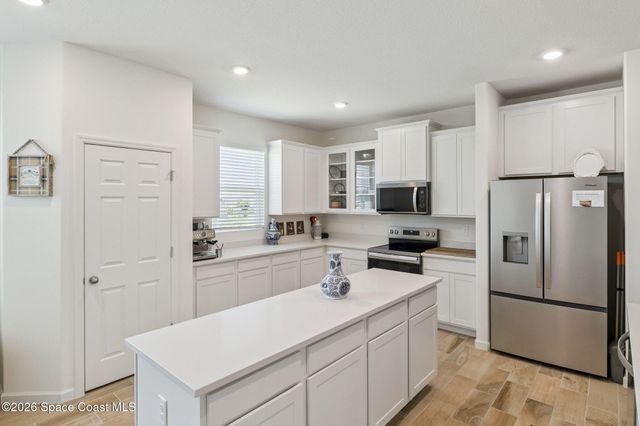 5063 Alabaster Drive, Grant-valkaria, FL 32949