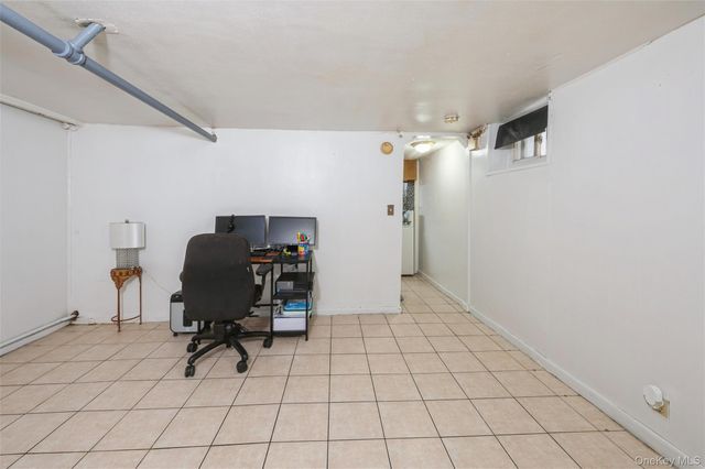 3219 Fenton Avenue, Bronx, NY 10469