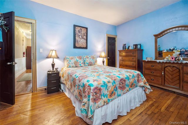 3219 Fenton Avenue, Bronx, NY 10469