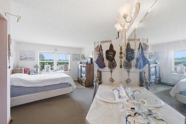 1530 SE Royal Green Circle 204, Port St. Lucie, FL 34952