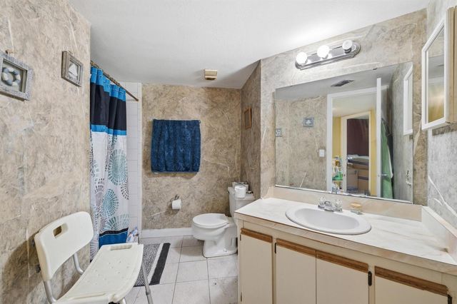1530 SE Royal Green Circle 204, Port St. Lucie, FL 34952