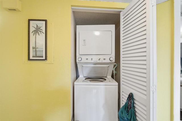 1530 SE Royal Green Circle 204, Port St. Lucie, FL 34952
