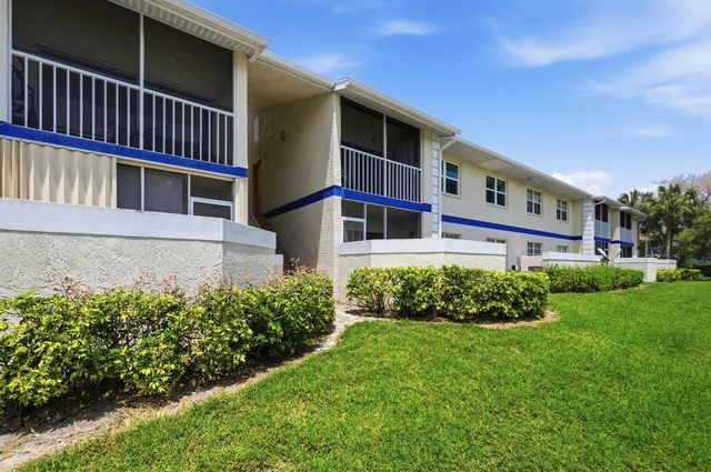 1530 SE Royal Green Circle 204, Port St. Lucie, FL 34952