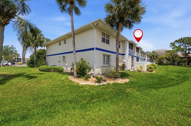 1530 SE Royal Green Circle 204, Port St. Lucie, FL 34952