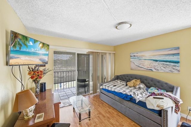 1530 SE Royal Green Circle 204, Port St. Lucie, FL 34952