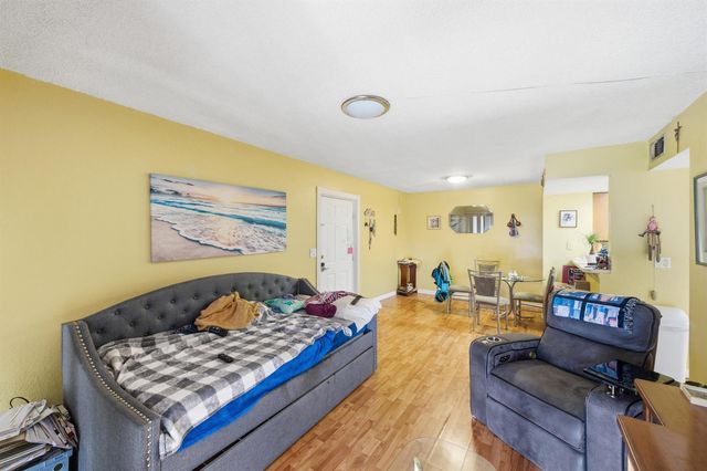 1530 SE Royal Green Circle 204, Port St. Lucie, FL 34952