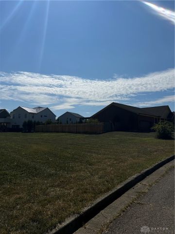 420 Spring Glen Drive, Yellow Springs Vlg, OH 45387