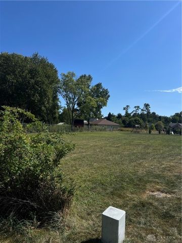 420 Spring Glen Drive, Yellow Springs Vlg, OH 45387