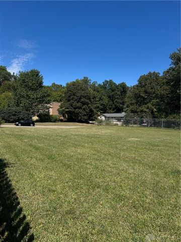 420 Spring Glen Drive, Yellow Springs Vlg, OH 45387