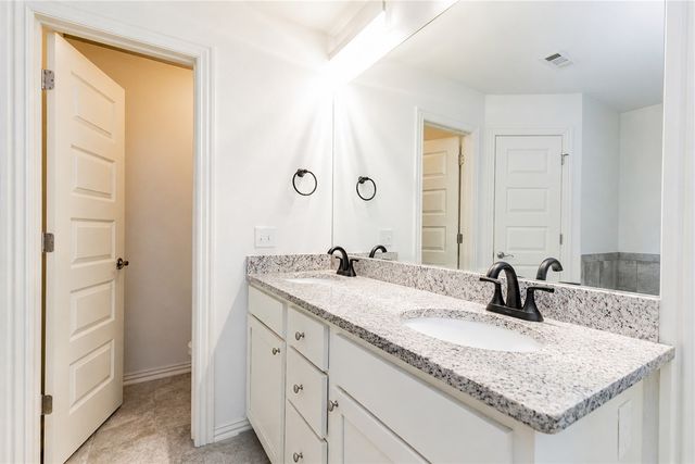 7533 Devonshire Avenue, Springdale, AR 72762