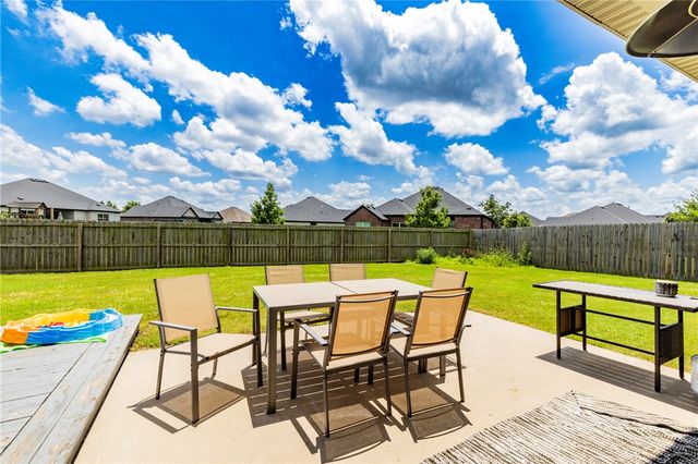7533 Devonshire Avenue, Springdale, AR 72762