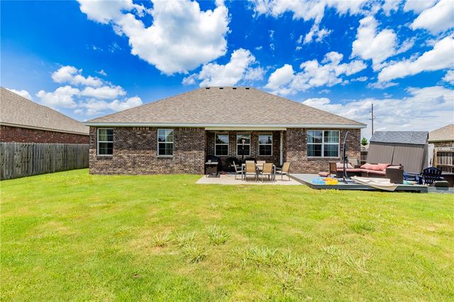 7533 Devonshire Avenue, Springdale, AR 72762