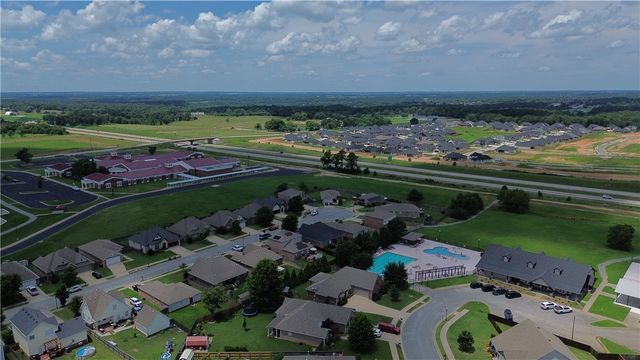 7533 Devonshire Avenue, Springdale, AR 72762