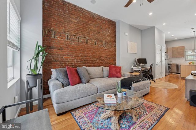 1324 S HICKS ST, Philadelphia, PA 19146