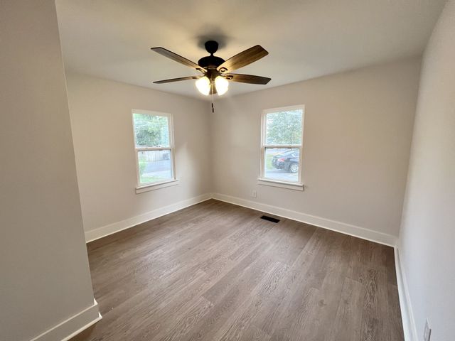200 Clark Blvd, Mcminnville, TN 37110