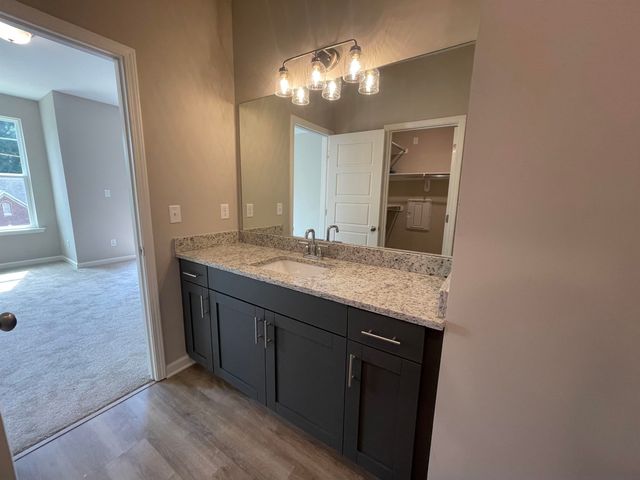 296 E WASHINGTON AVE # 3, Covington, TN 38019