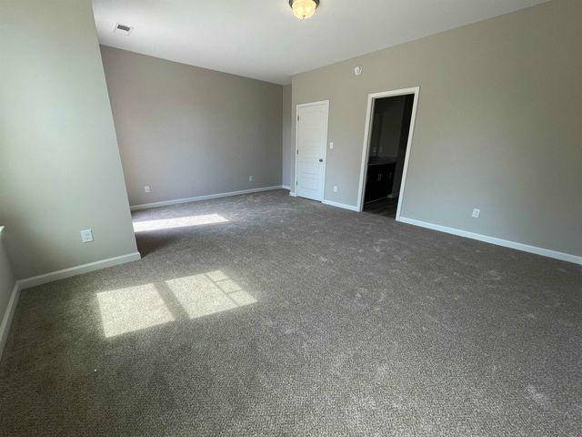 296 E WASHINGTON AVE # 3, Covington, TN 38019