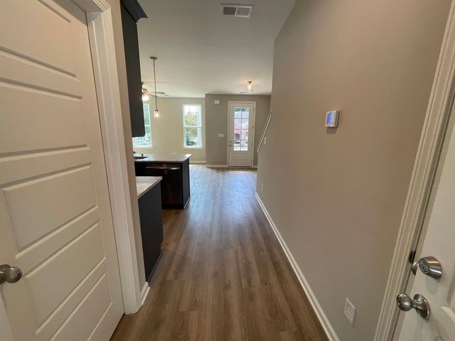 296 E WASHINGTON AVE # 3, Covington, TN 38019