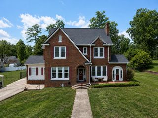 906 College Drive, Gaffney, SC 29340