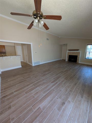 5914 Green Acres ST, Austin, TX 78727