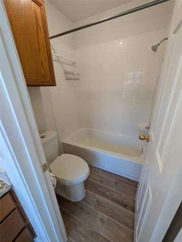 5914 Green Acres ST, Austin, TX 78727