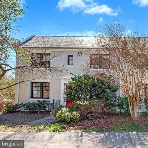 4474 MACARTHUR BLVD NW, Washington, DC 20007