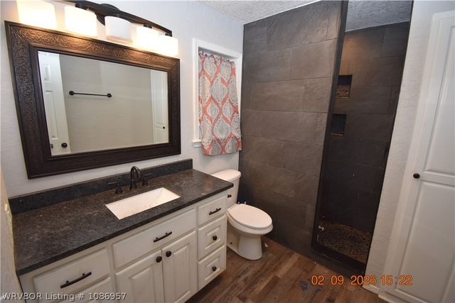 108042 N US 59 Highway, Sallisaw, OK 74955