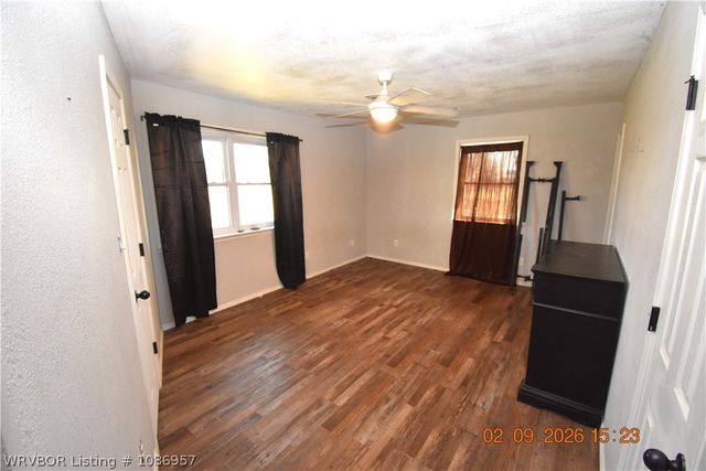 108042 N US 59 Highway, Sallisaw, OK 74955