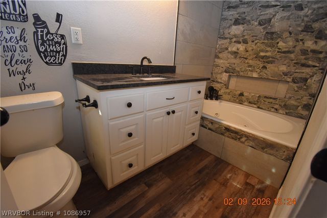 108042 N US 59 Highway, Sallisaw, OK 74955