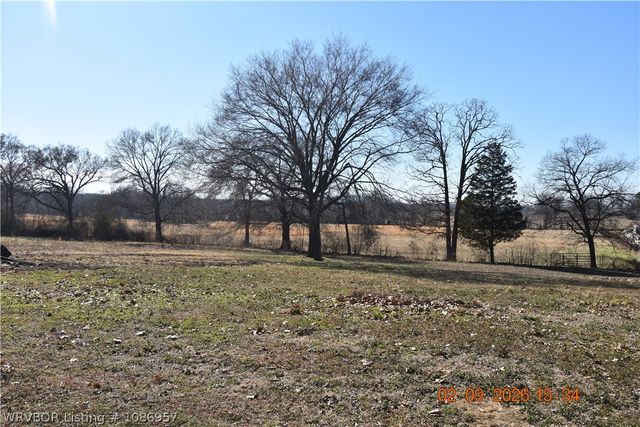 108042 N US 59 Highway, Sallisaw, OK 74955