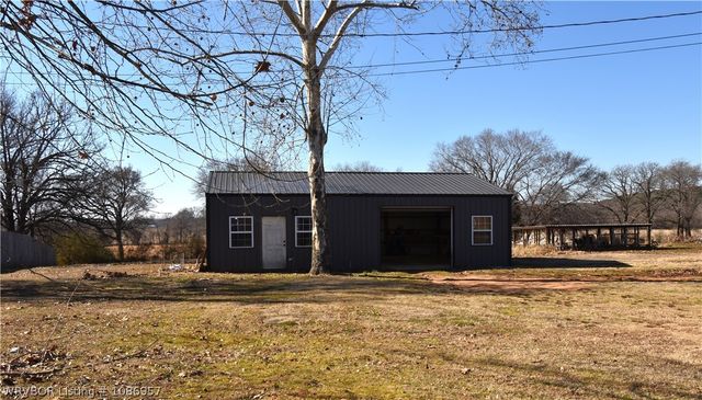 108042 N US 59 Highway, Sallisaw, OK 74955