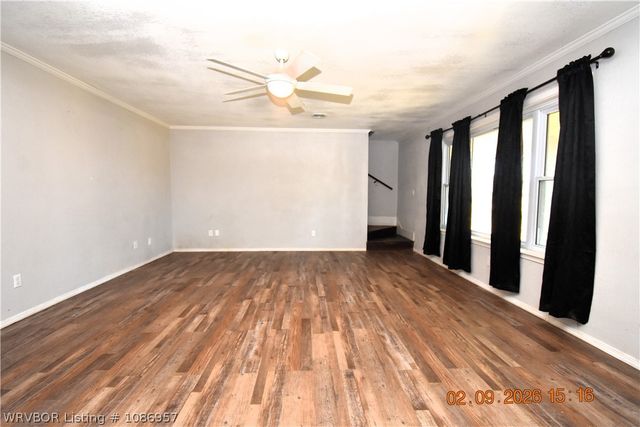 108042 N US 59 Highway, Sallisaw, OK 74955