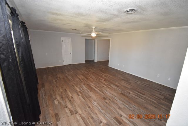 108042 N US 59 Highway, Sallisaw, OK 74955