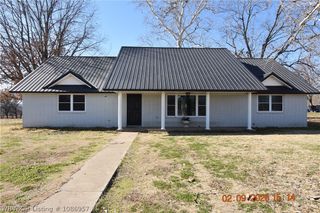 108042 N US 59 Highway, Sallisaw, OK 74955