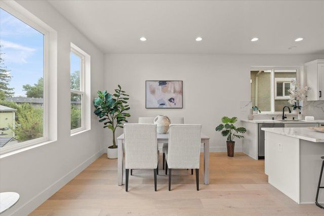 186 W Rincon Avenue, Campbell, CA 95008