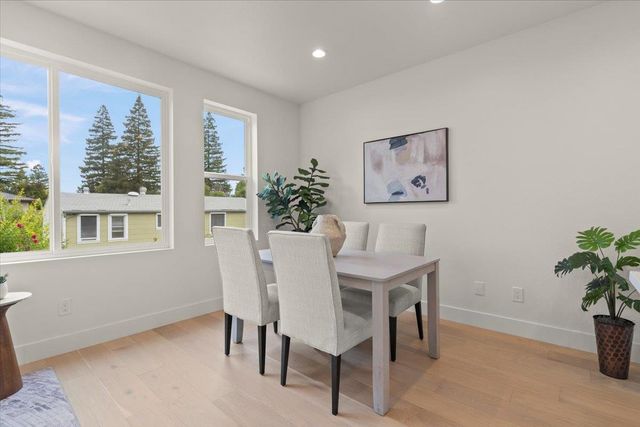 186 W Rincon Avenue, Campbell, CA 95008