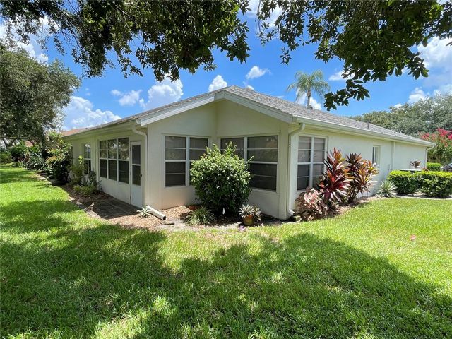2222 MAYFIELD PALMS LANE 322, Sun City Center, FL 33573