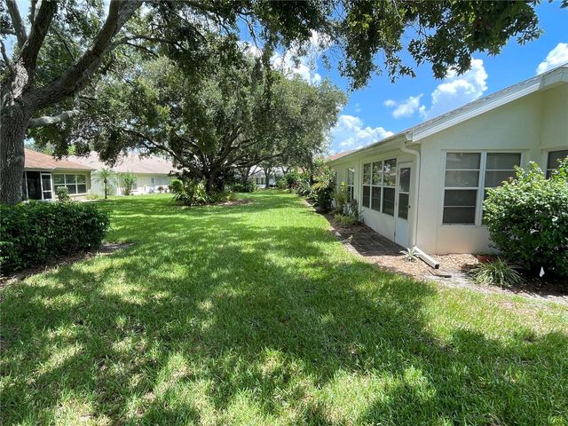 2222 MAYFIELD PALMS LANE 322, Sun City Center, FL 33573